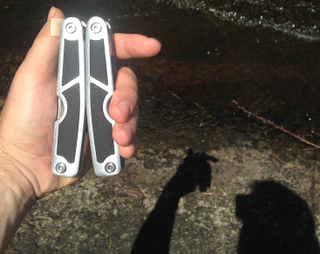 Illustration for article titled Adventure Testing The $10 Wal-Mart Multitool: What Could Go Wrong?